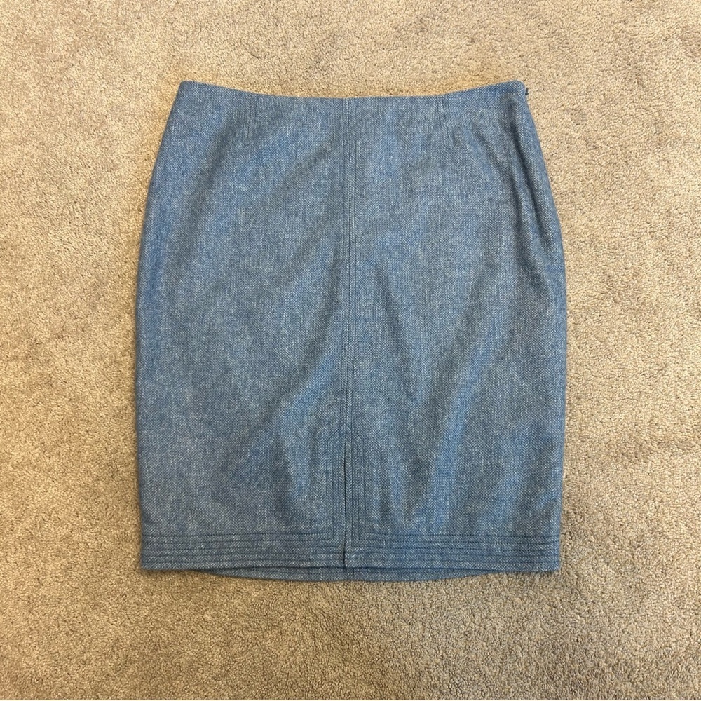 Banana republic, blue Italian flannel wool, mini pencil skirt Sz 6 NWT business